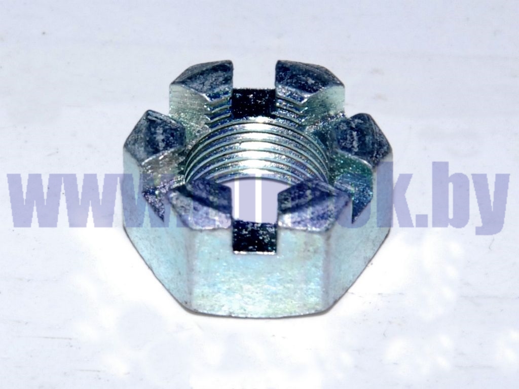 Гайка М18x1,5-5н6н оси стабилизатора кабины корончатая 005809