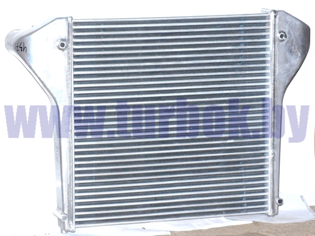 Радиатор интеркуллера (охладитель наддувочного воздуха) Deutz TCD2013L04/4V (E4)