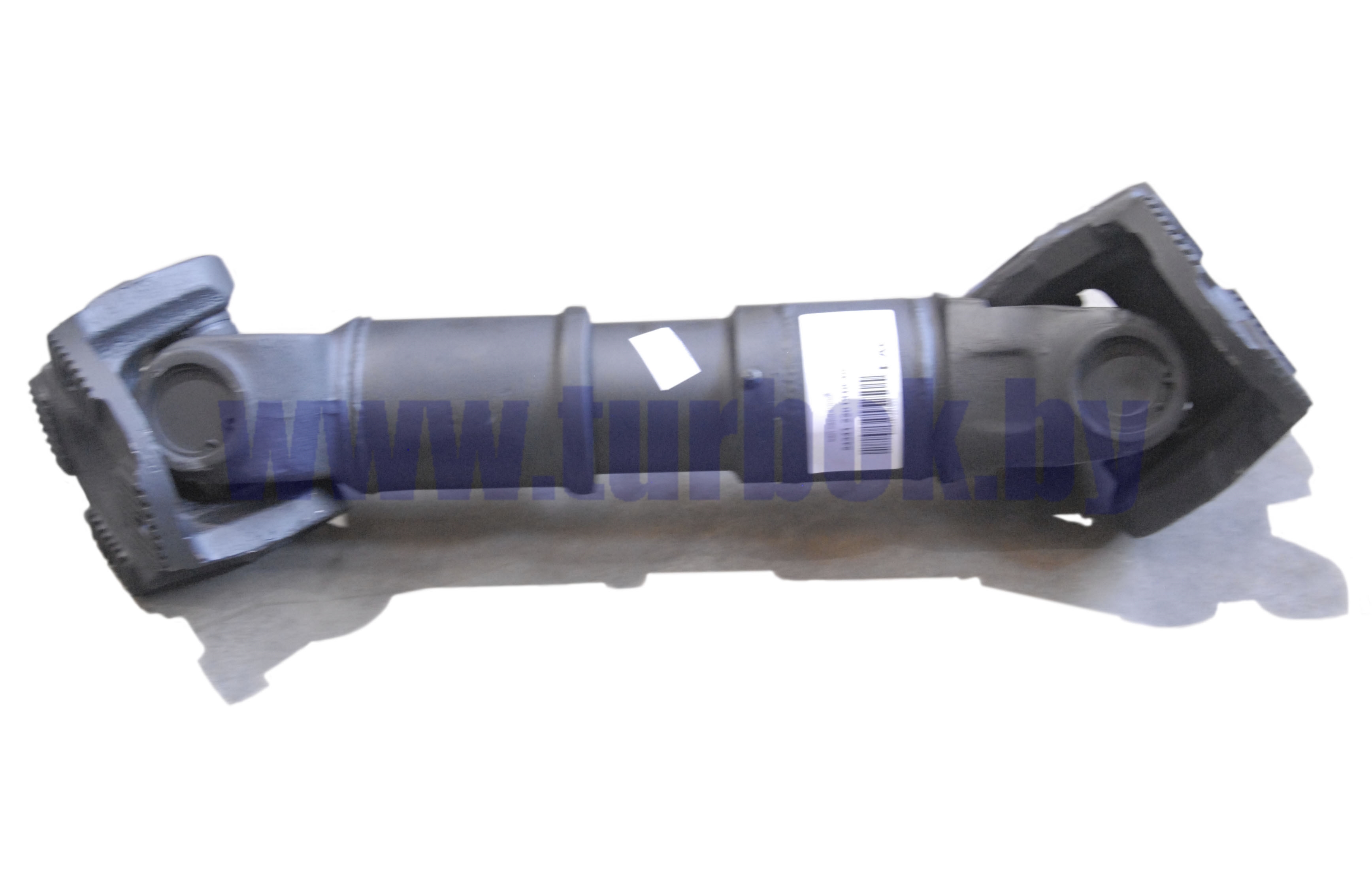 Вал карданный МАЗ 6501 L=672мм ход=85 мм 4 болта,  привод задн. моста.